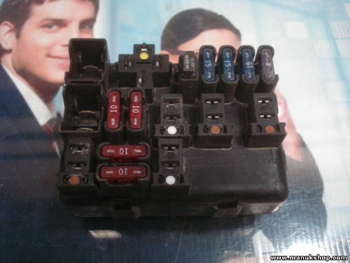 Caja de fusibles Ford Mondeo 93BG14A073AC 93BG-14A073-AC