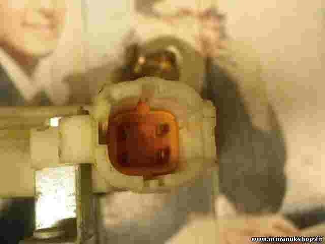 Cerradura puerta delantera izquierda Nissan X-Trail T30 2001-2006 80553AA210