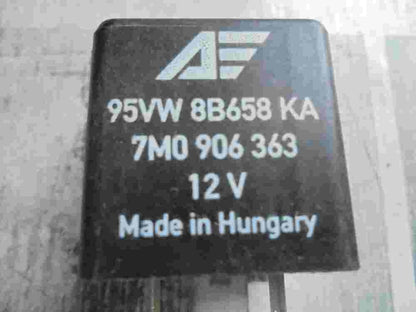 Relé VW 7M0906363 7M0 906 363 12V 95VW8B658KA 95VW 8B658 KA Nr.168