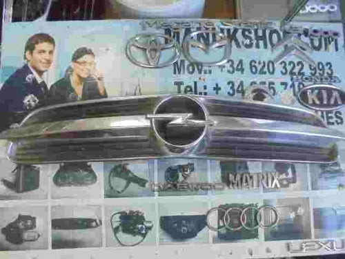 Parrilla rejilla frontal delantera Opel Vectra C Signum 2002-05 464192822 131068