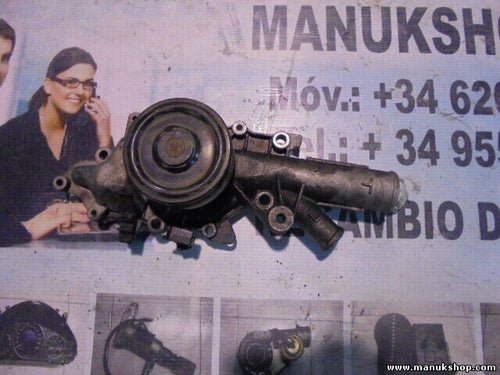 Bomba de agua Mercedes Benz W163 ML270 CDI R6112010310 R 611 201 03 10