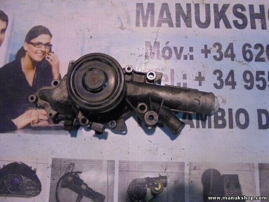 Bomba de agua Mercedes Benz W163 ML270 CDI R6112010310 R 611 201 03 10