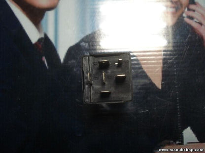 Relé del limpiaparabrisas Scania 6860 24V 1335482