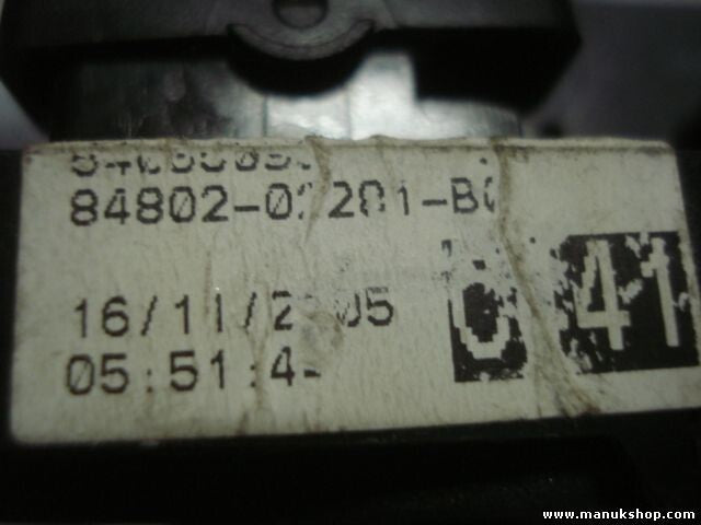 mando botonera elevalunas Toyota Corolla 848200F040 54355669D 8480202201