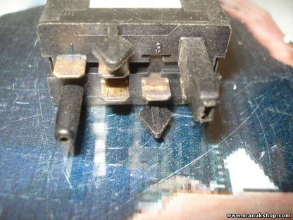 Interruptor Luneta Trasera Desempañador VW Volkswagen 3B0959621B 3B0 959 621 B