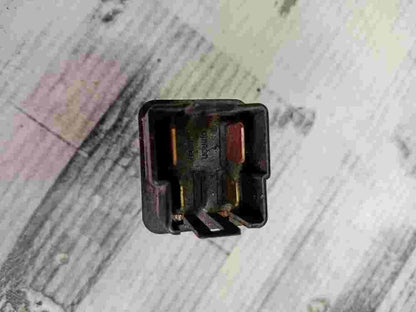 Relé de arranque Honda Yamaha Omron G4RH24 G4R-H24 12VDC 12V DC 31X0D2