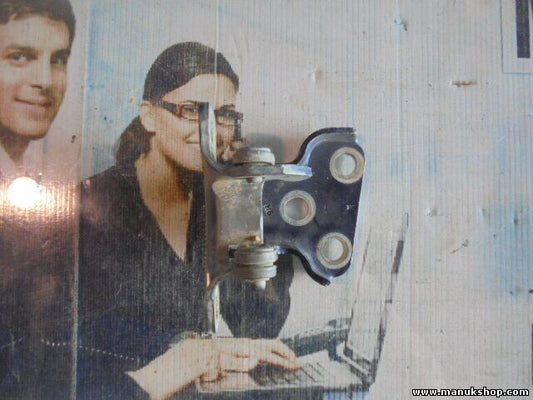 Bisagra de la puerta trasera izquierda arriba Land Rover Range Rover P38