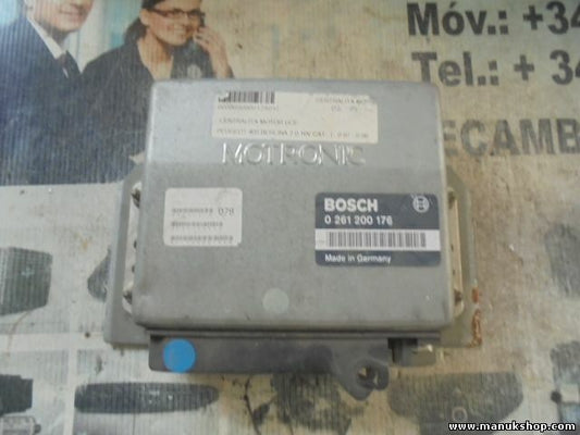Centralita  Peugeot 405 Motronic BOSCH 0261200176 0 261 200 176