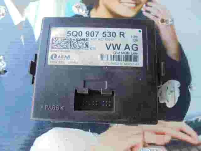 Puerta interfaz de diagnóstico Golf Mk7 Skoda Octavia 5Q0907530R 5Q0907530D