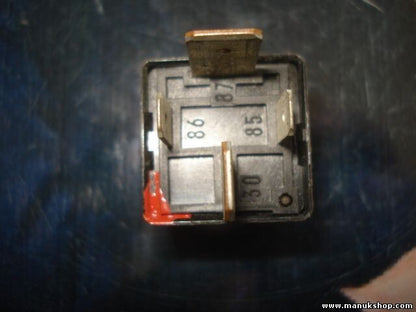 Relé Alfa Romeo Fiat 46520439 V23134J55X229 0046520439