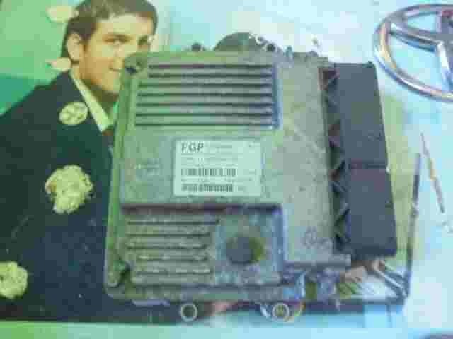 Centralita Opel Corsa 1.3 JTD FGP 55190069 WJ 7160002304 HW01D/1315-X375 MJD6JO