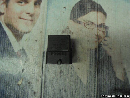 Relé del ventilador interior  Chevrolet Blazer HELLA 12V 960388-19 25525638