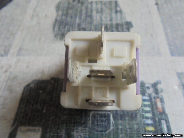 Relé Citroen Peugeot 205 II HELLA 4RD94002038 4RD940020-38 20/30A