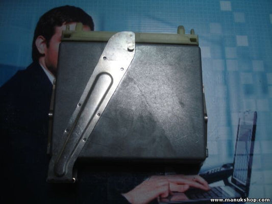 Centralita del motor Volvo BOSCH 0 281 001 592 0281001592 1T28S3168 P01270297