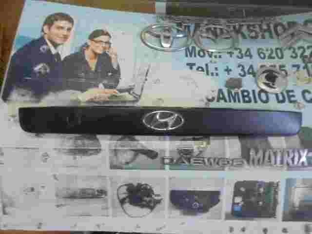 Moldura Puerta Trasera Hyundai Accent 2 LC-CAR 873712500 87371-2500