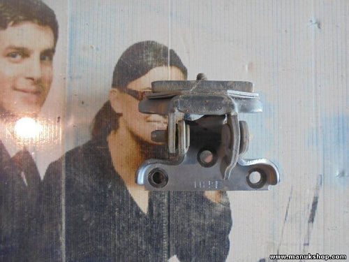 Bisagra de la puerta trasera izquierda abajo Land Rover Discovery AE AN HAA HAB