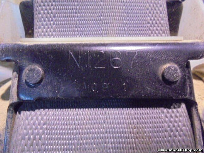 Cinturón de seguridad delantero derecho Mitsubishi Pajero 2,5 TDI 81R542 N1267