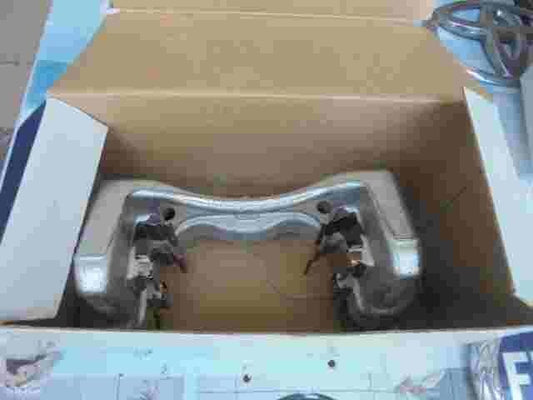 Pinza trasera derecha Toyota Auris E15 Corolla E180 4782109020 02041061938T0