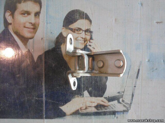 Bisagra de la puerta  trasera izquierda abajo Toyota Land Cruiser 110 KW, 150 PS