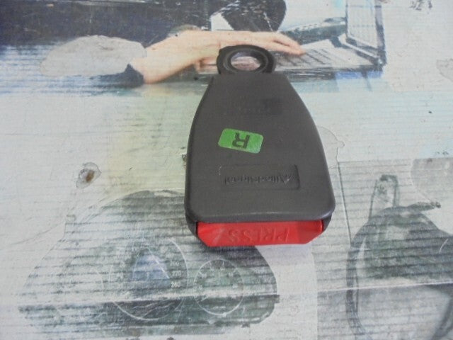 Cierre cinturon seguridad trasero derecho Range Rover P38 BTR9051LNF BTR9050LNF