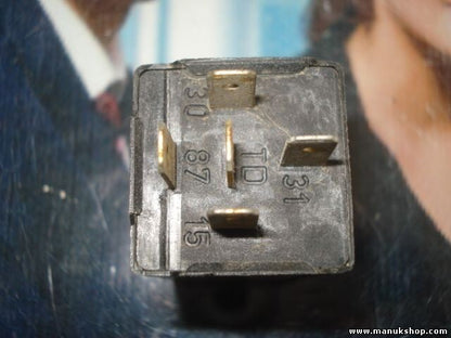 Motor de montaje relés Audi A6 C4 SML 4A0907413B 5DA00748700 Nr.366