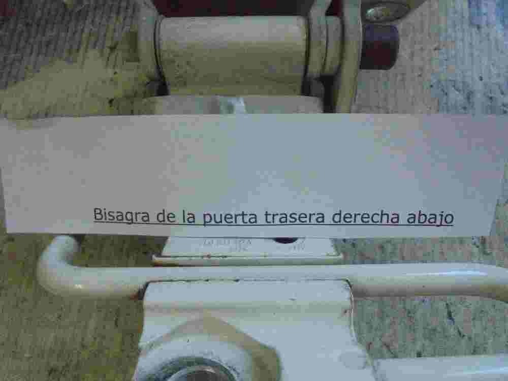 Bisagra de la puerta trasera izquierda abajo Audi Touareg 7L0833411A 7LO833411A