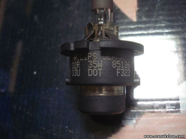 Xenon Headlight HID Lamp Bulb Lexus Nissan PHILIPS D2R 35W 03U DOT 85126 F323