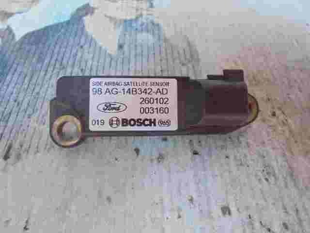 Airbag Centralita Ford Focus 98AG14B342AD 98 AG-14B342-AD BOSCH 260102 003160