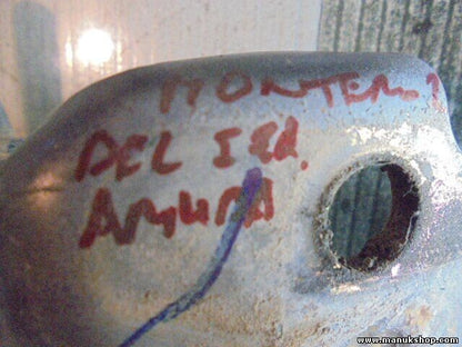 Bisagra de la puerta trasera delantera izquierda arriba Mitsubishi Pajero Monter