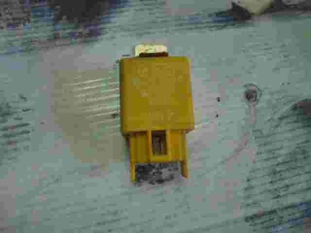 Relé del ventilador del radiador Hyundai Galloper II Porter DECO 12V 9522033800