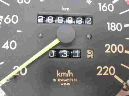 Tachimetro Mercedes-Benz W124 VDO 1245420966 124 542 09 66 km/h 299932