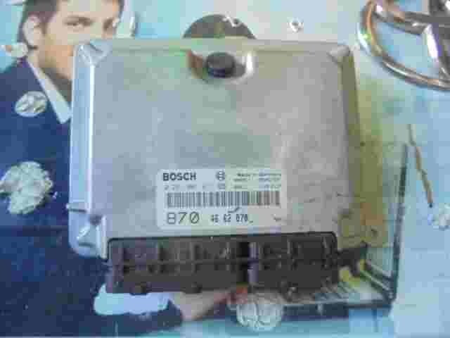 Centralita SAAB 9-3 2.2 4662870 46 62 870 28SA3783 BOSCH 0281001617