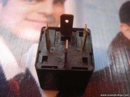 Hyundai Santa Fe Elantra OMRON 95230-3A200 952303A200 DC12V 30A relè