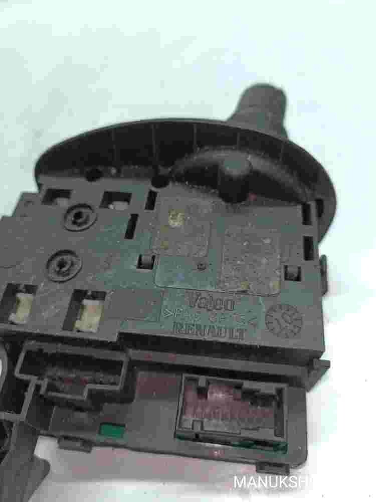 Interruptor multifunción Mando a distancia por radio Renault Kangoo 8201590631