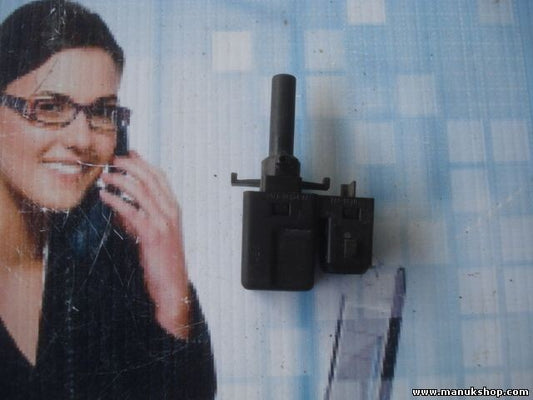 Encienda el interruptor del embrague Ford KA 95FB-7C534-AA 95FB7C534AA