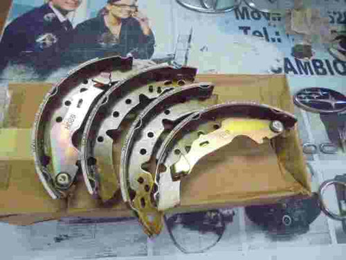 Kit Scarpe Freno Posteriore Toyota Carina Corolla 0449502110 04495-02110