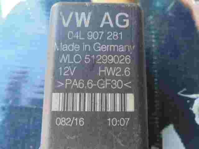 Recocido controlador Glow relé enchufe Skoda Fabia 04L907281 51299026 PA66GF30