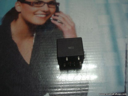 Relé SIEMENS V23076-A1001-C133 V23076A1001C133