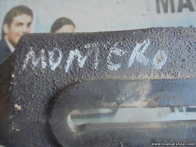 Soporte del motor Mitsubishi Pajero Montero I L04_G, L14_G 2.0 4WD 1983/01-1991