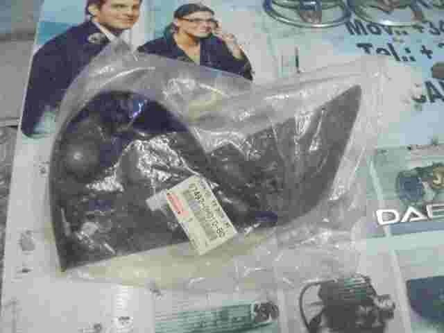 Garnish Front Door Lower Frame Bracket LH Toyota Aygo 674920H010B0