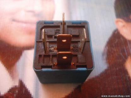 Relé  Daewoo DECO/ 90191753 90 191 753 12V30/20