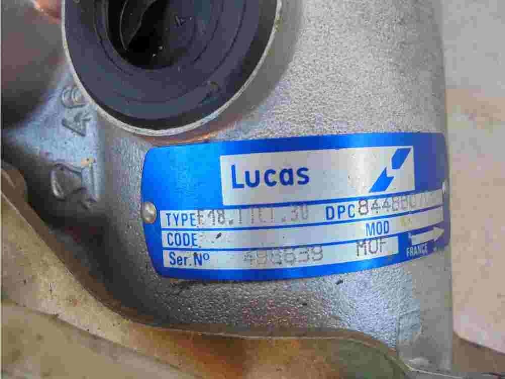 Bomba de inyección Ford LUCAS DPC 8448B070A 844BB070A