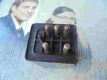 Relè kickdown disconnessione Mercedes-Benz W124 W201 W126 0025456505 LK 05895410