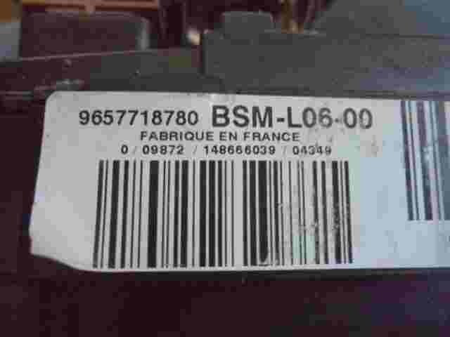 Scatola fusibili Citroen C4 C5 Peugeot 9657718780 BSM-L06-00 S118983006K