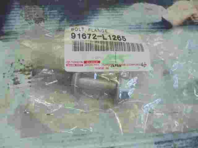 Flange Bolts  Toyota RAV4 IV 91672L1265 91672-L1265