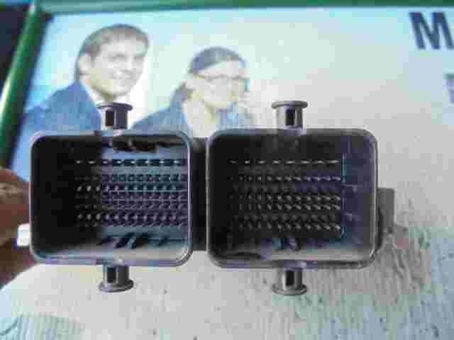 Centralita Suzuki Alto 33920M68K01 3392068K01 1039S34862 BOSCH 0261S04260