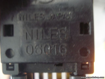 Interruptor de emergencia warning Nissan Almera II N16 NILES 06016