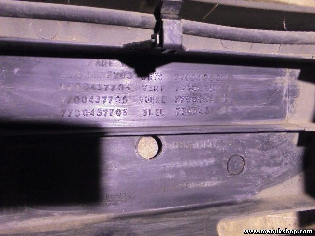 Parachoques Renault Scenic 7700435881 7700435880 77 00 435 881 77 00 435 880