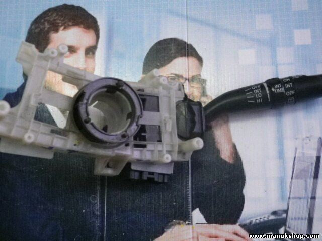 Mando limpia Toyota Land Cruiser J9 J90 84310 3D020 843103D020 C49 17B683