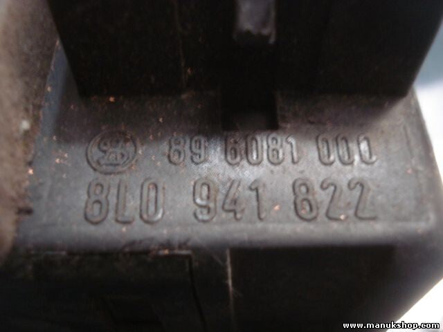 Caja de fusibles Audi A3 A4 A6 VW Passat 3B Golf IV Skoda Superb 3U 8L0941822